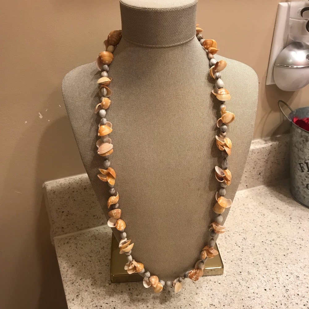 ⚡️FINAL PRICE⚡️ Vintage seashell necklace
